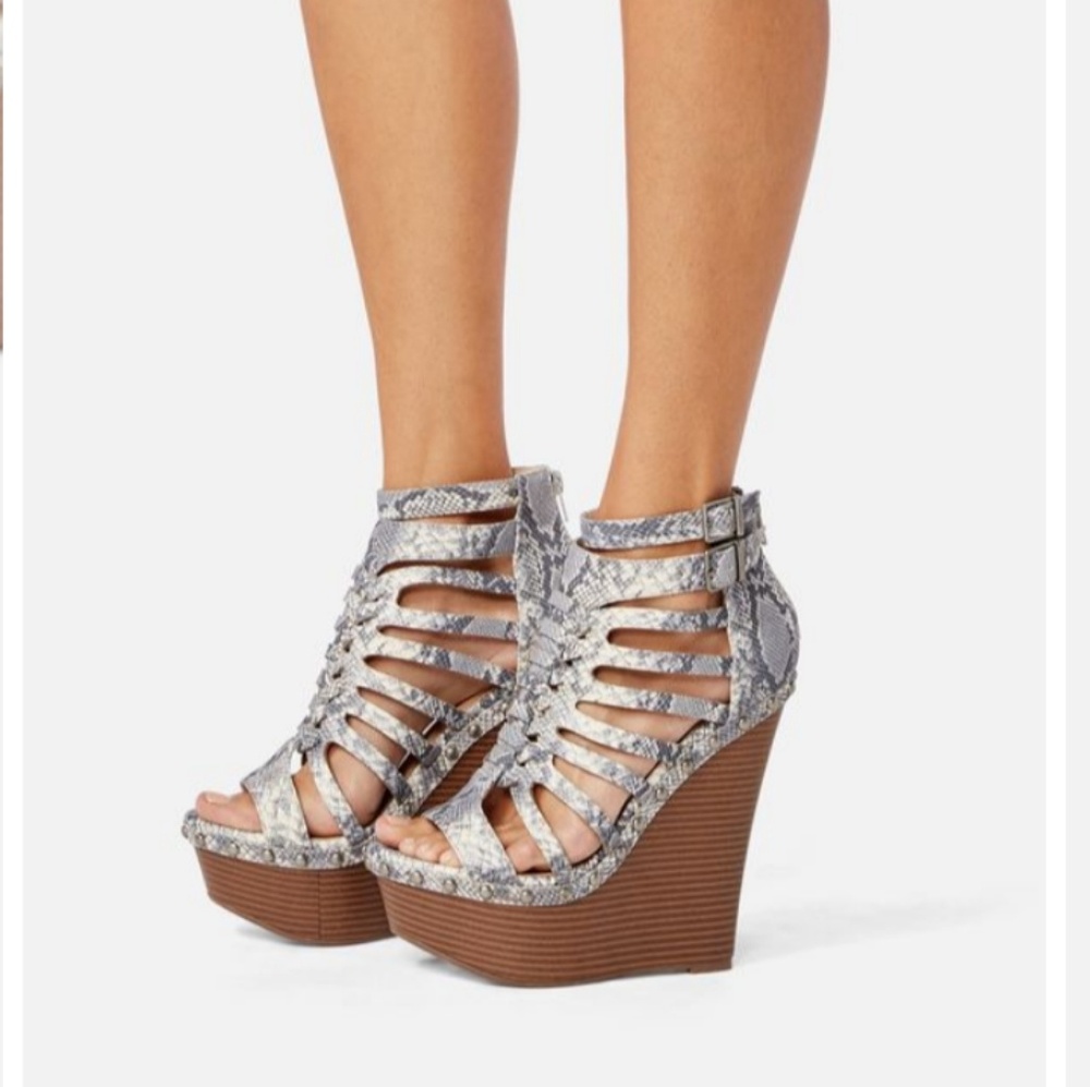 Snake drede wedges
